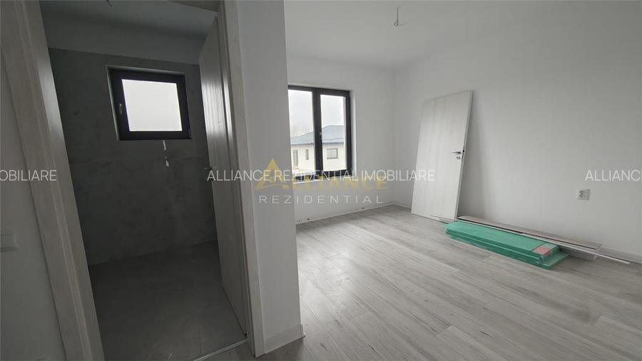 Casa individuala - 3 camere - 2 bai - 378 mp teren - 9