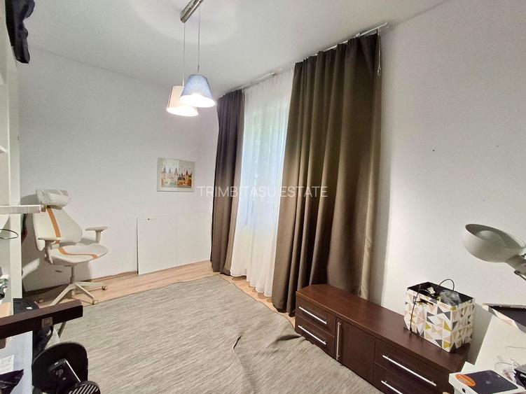 De Vanzare Casa Individuala   zona Dimieni - 11