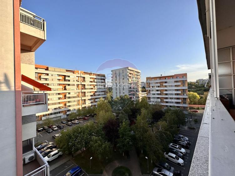 Apartament cu 4 camere de  vanzare în Quadra Residence - 17