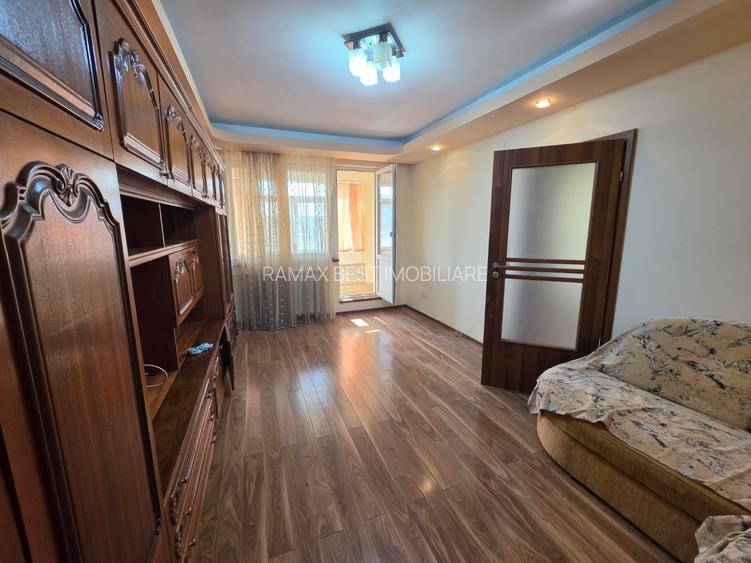 Theodor Pallady, 5 minute metrou 1 Decembrie 1918, pe Becatei, bloc reabilitat - 10