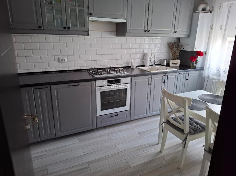 Duplex vanzare zona Pasaj Domnesti - 2
