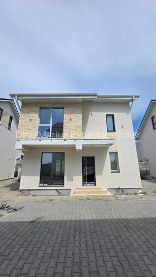 Vila 4 camere + mansarda 47mp, 2KM de metrou Râul Doamnei,aproape de ghencea - 2