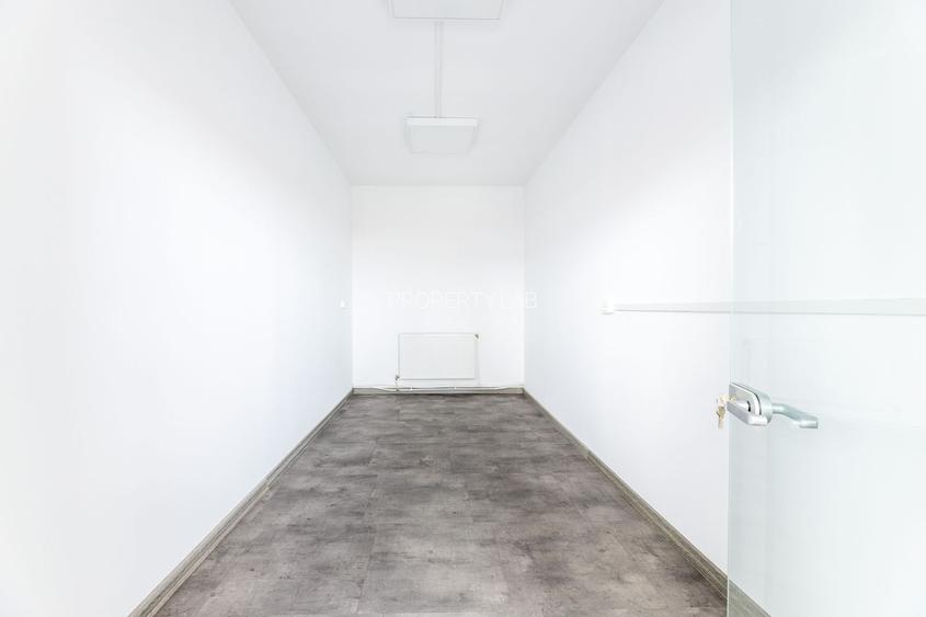 Spațiu de birouri de închiriat în zona UTA - 5