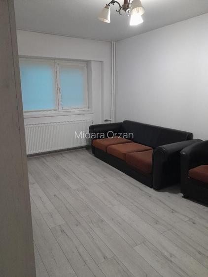 Vatra Luminoasa-Maior Coravu,ap.2 camere, parter/ P+4,bloc 1983,centrala proprie - 2