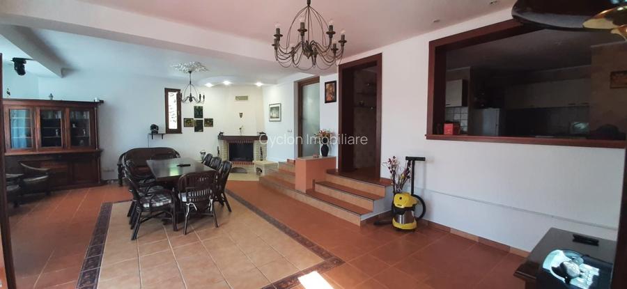 Casa de vacanta sau pensiune situata langa Cabana Trei Brazi Predeal - 40