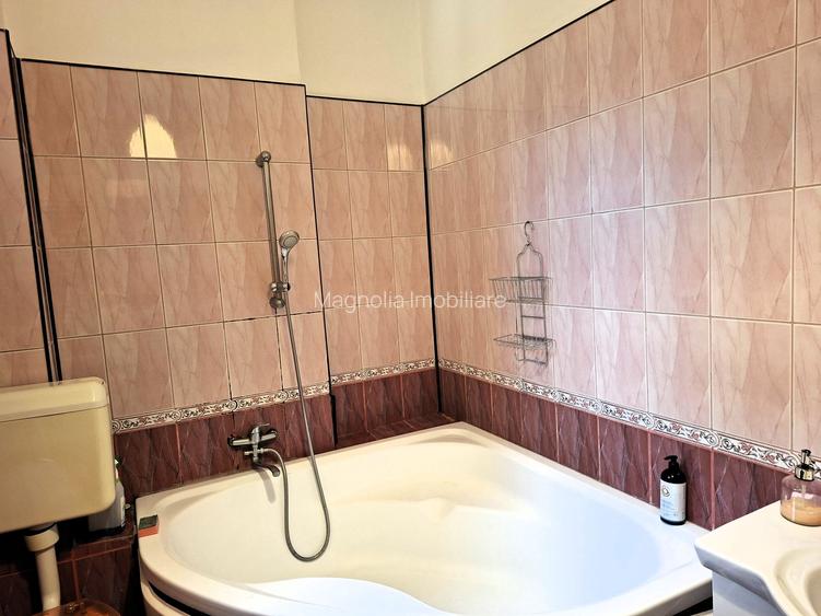 Apartament cu 3 camere in vila interbelica, de renovat - comision 0%! - 24