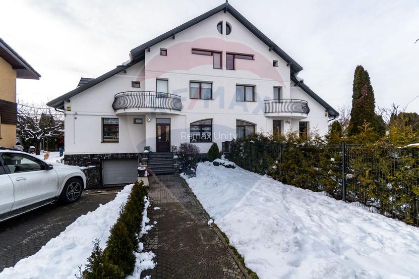 Casă spațioasă 350 mp utili, Teren 650 mp, Garaj subteran, Tractorul - 5