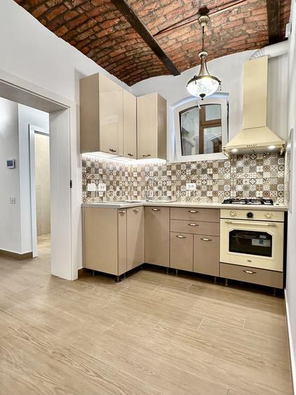 Casa de inchiriat, 3 camere, 3 bai, renovata, prima inchiriere. - 7