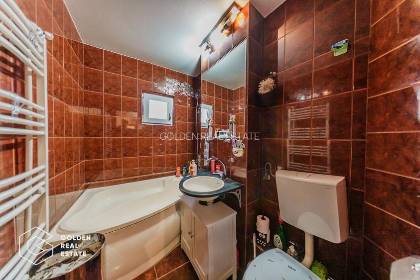 Apartament 4 camere, decomandat, etaj 2, Micalaca, str Fratiei - 16