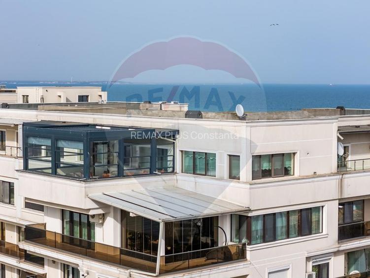 Penthouse de vanzare in Mamaia vedere frontala lac si marea Neagra - 40