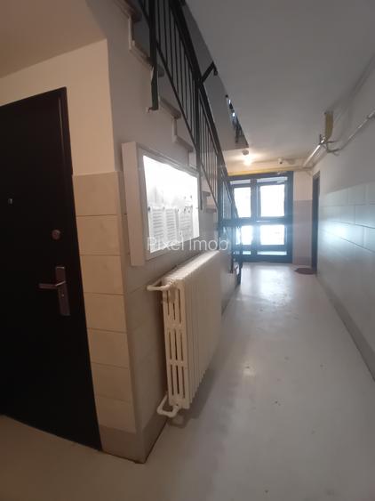 Apartament 2 camere renovat , 57mp etaj 8/10 Valea Calugareasca - 11