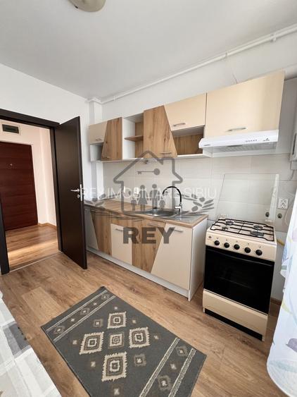 Ap. etaj 1,decomandat,2 camere,2balcoane,loc de parcare/Sibiu/Aeroport - 26