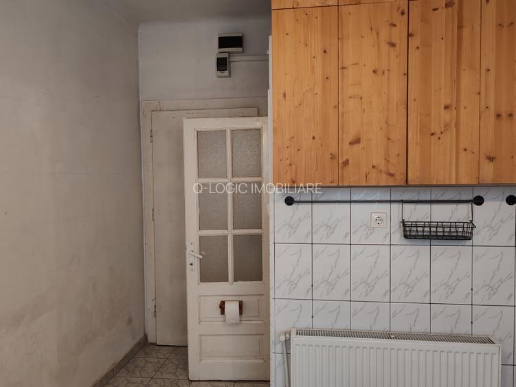 Garsoniera pretabila sediu firma zona Central - 6