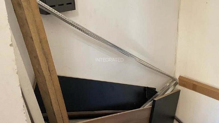 Strada Principatele Unite, Apartament cu 4 camere decomandat - 82 mp - subs - 8