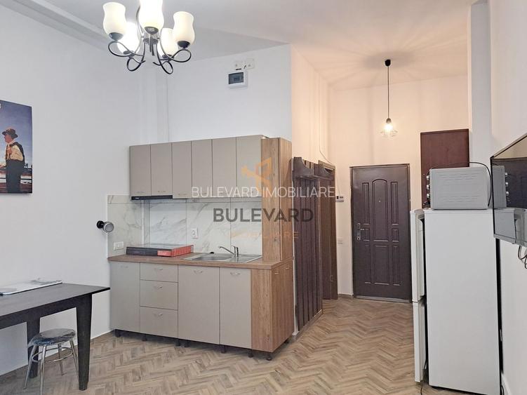 Garsoniera de inchiriata in zona Metro! - 5