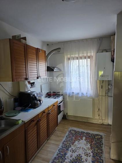 Apartament 3 camere în zona MOGOSOAIA - 3