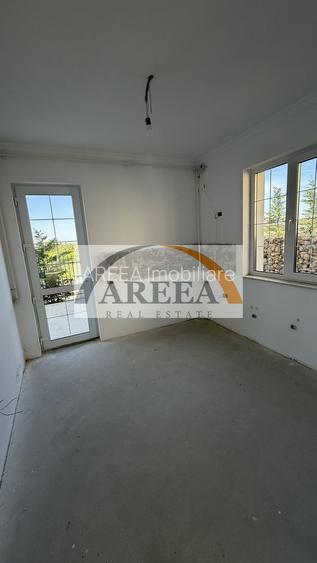 Vila 5 camere Tunari cu ieșire la pădure - 2