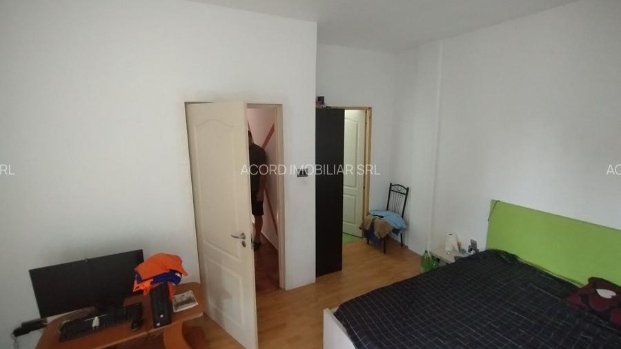 Casa Km 4-5 doua familii - 15