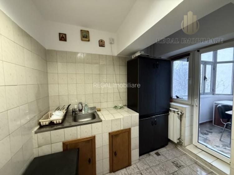 Spatiu Birouri | Unirii - Alba Iulia | 2 camere | 3x Balcoane| Decomandat - 8