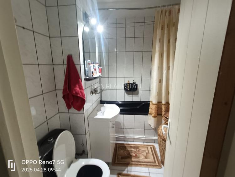 Apartament cu 3 camere și spațiu comercial de vânzare in Reghin str. Făgărașului - 8