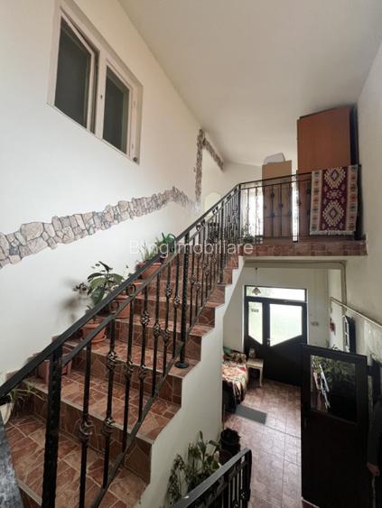 Casa individuala, 200 mp, 2 parcari, ideal pentru gradinita/investitie - 12