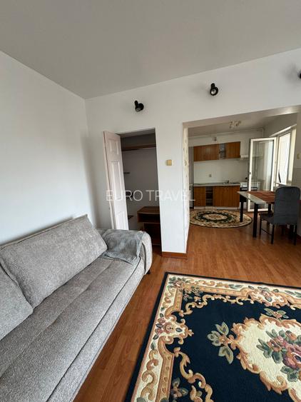 garsoniera  spatioasa , 35 mp,centrala gaz, Dacia -  Bd Tomis ,  350 euro - 23