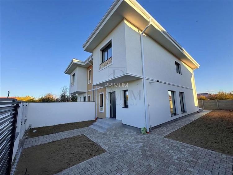 Comision 0 - Duplex finalizat - la asfalt - zona excelenta - canalizare - 2