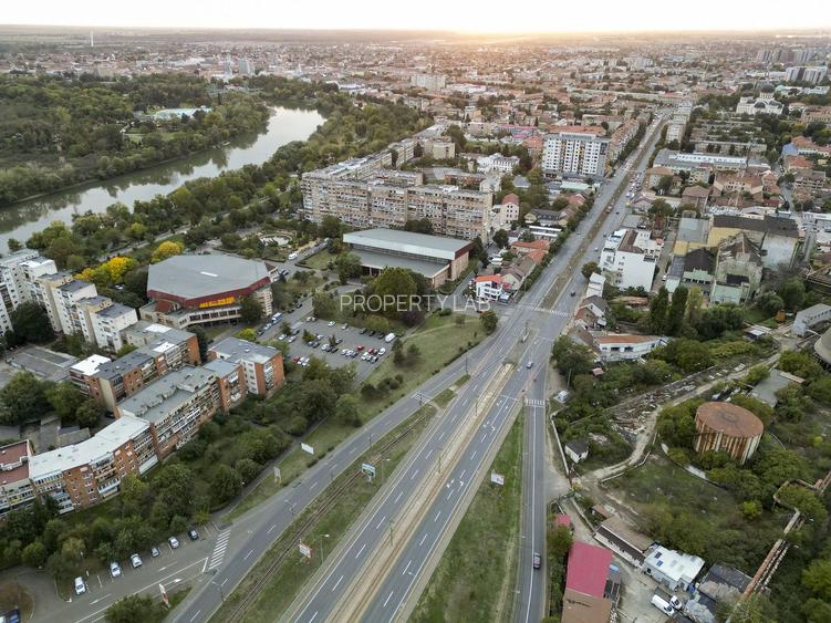 Calea Iuliu Maniu, urbanism P+2+M POT 65% CUT 1.25 - 4