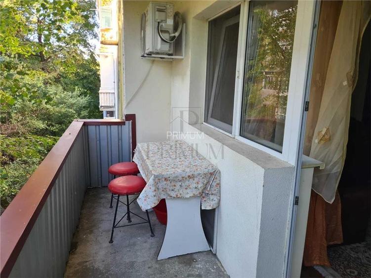 Complexul Studentesc - 2 Camere - Etaj 2 - Centrala termica proprie - Bloc izola - 5