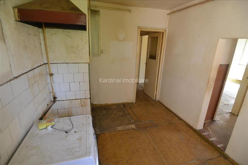 Exclusiv apartament 3 camere circular etajul 2 Calea Bucuresti - 14