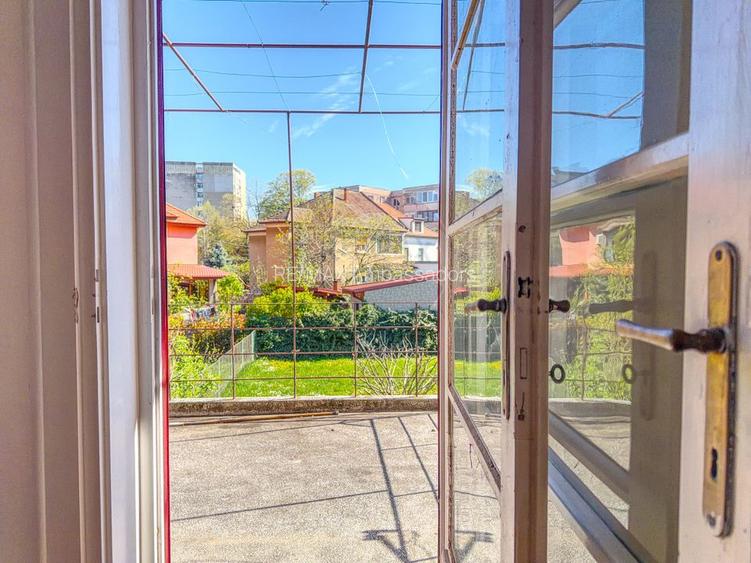 Casă / Vilă cu 5 camere de vânzare în zona Tipografilor - 18