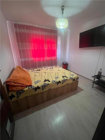 UMT - MUZEUL SATULUI - 3 CAM - ETJ.3 - 2 BAI - 2 BALCOANE - IZOLAT - SPATIOS- - 5