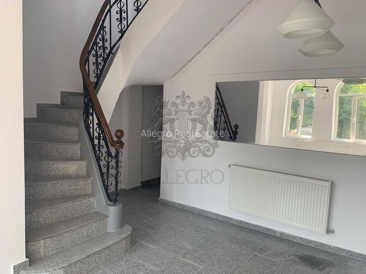 Casa Individuala | Vasile Lascar - Eminescu | 355 mp utili | 9 Camere - 17