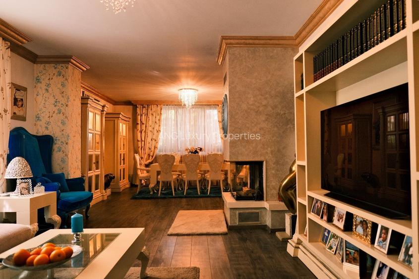 VILA ARCUL DE TRIUMF - 13