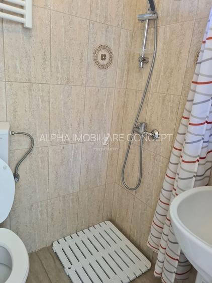 23 August - Pensiune 10 camere afacere la cheie - 23