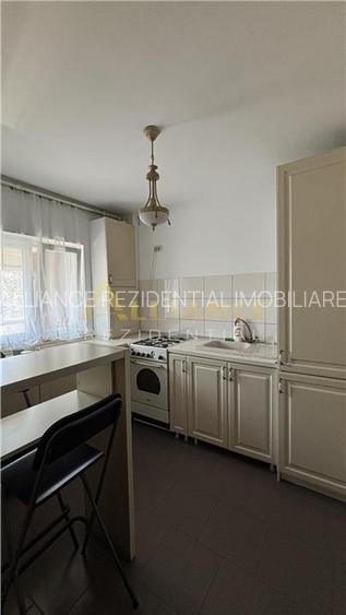 Garsoniera spatioasa bloc 2015 || centrala proprie || Drumul Fermei || - 4