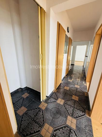 Calea Șagului | 3 camere | Decomandat | Bloc izolat | View superb - 16