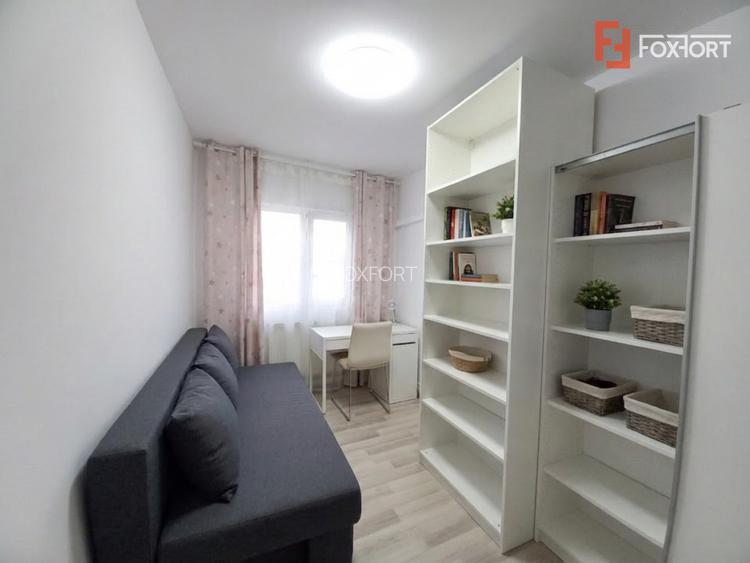 Apartament cu 4 camere de vanzare in Timisoara, zona Lipovei - 3