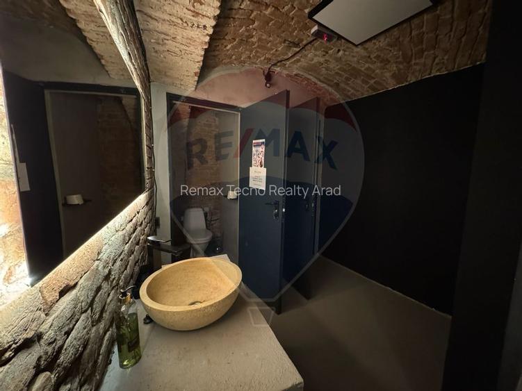 Spațiu de vanzare S.C.229 mp -zona centrala - 15