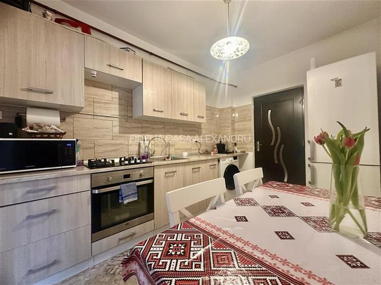 Apartament 3 camere decomandat Rediu - 9