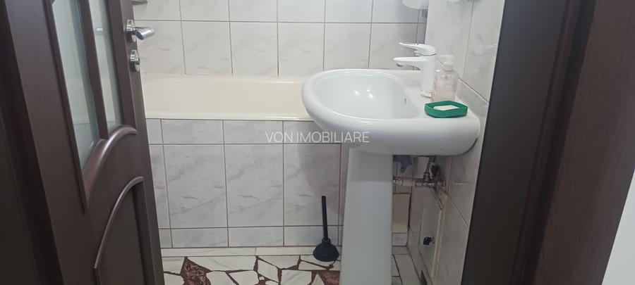 Apartament 4 camere de inchiriat in Vatra Luminoasa - 8