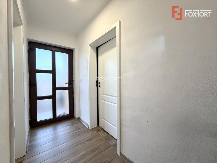 COMISION 0% Duplex despartit prin garaj, 5 camere, teren 660 mp in Sanandrei - 19