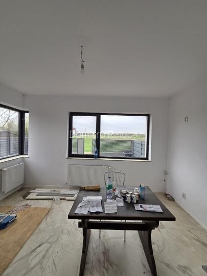 Vila Duplex Chitila-Mogosoaia cu 6 camere, teren 280 m2, suprafata utila 180 m2 - 6