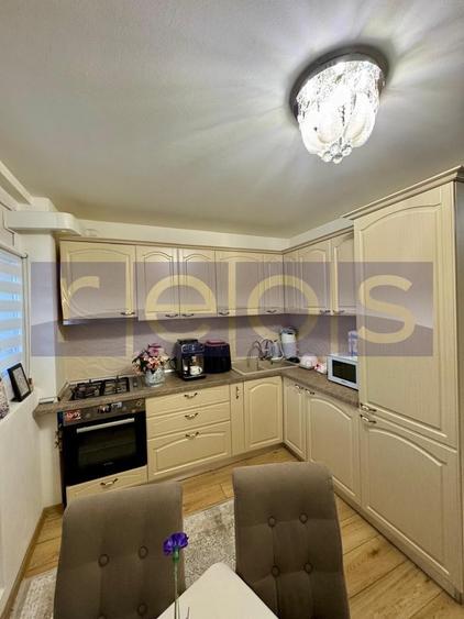 DE VANZARE APARTAMENT 2 CAMERE 55 MP  | DECOMANDAT | METROU 1 MAI - 3