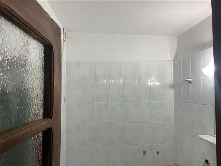 Apartament 2 camere, cartier Sud , et 3 4 , decomandat , centrala termica propri - 11