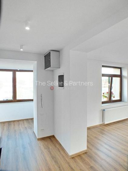 Spatiu birouri central - 19