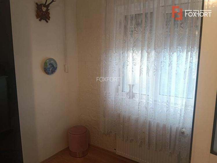Apartament cu 2 camere de vanzare la etaj 4 zona Sagului - 4