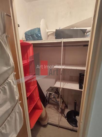 Vânzare apartament 3 camere Bd. Obregia - Pța Străduinței - 17