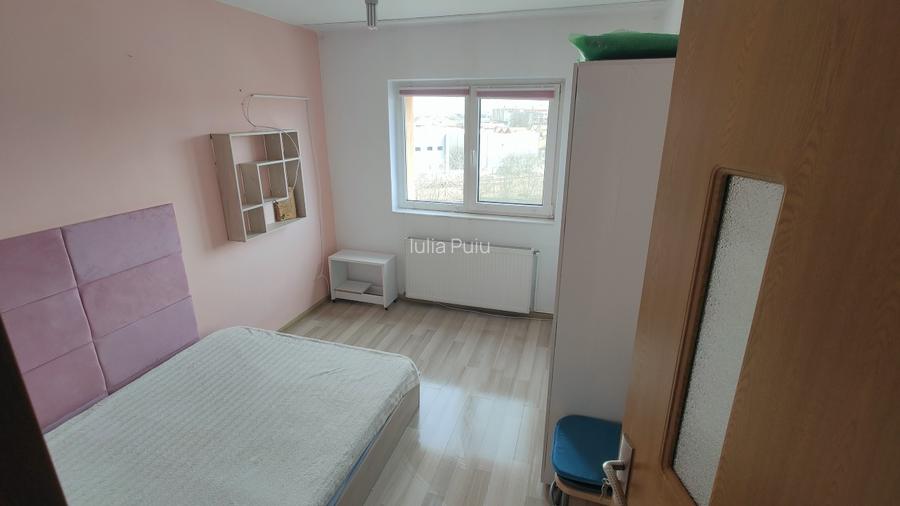 Vand apartament 3 camere BRASOV cartier Florilor - 4