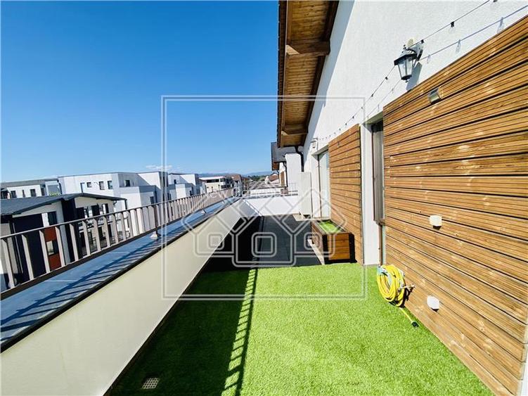 Penthouse de vanzare in Sibiu- mobilat si utilat - cu terasa de 40 mp - 13